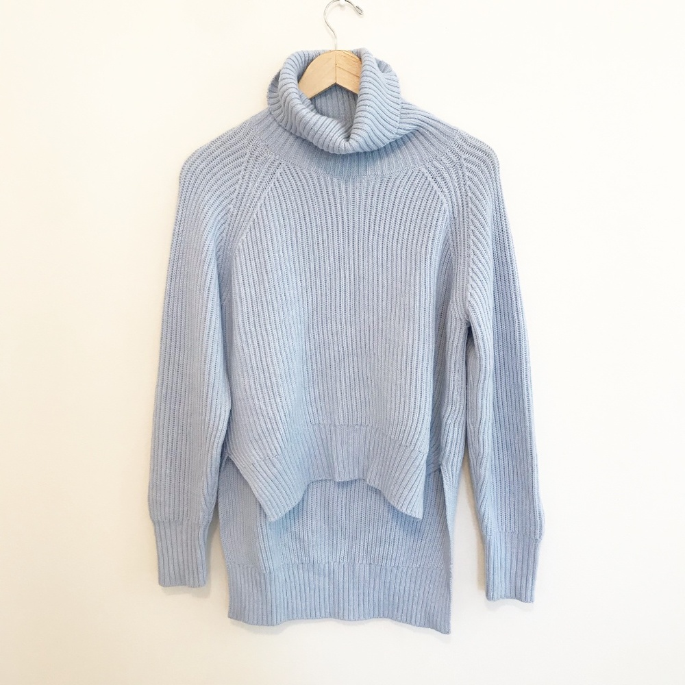 Aritzia Wilfred Free Blue Turtleneck Sweater XS